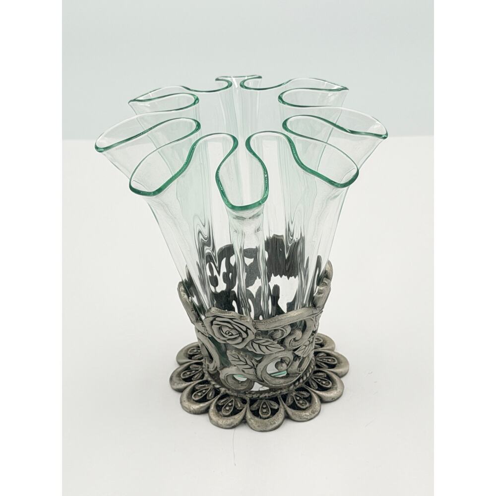 Vintage Handkerchief Glass Vase with Pewter Rose Motif Base – Art Nouveau Style